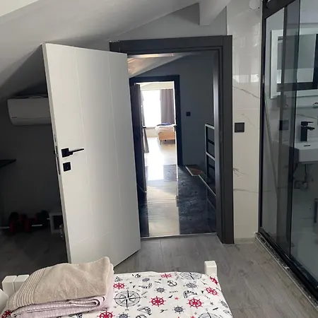 Guest house Personal Terrace Floor - In Kusadasi
